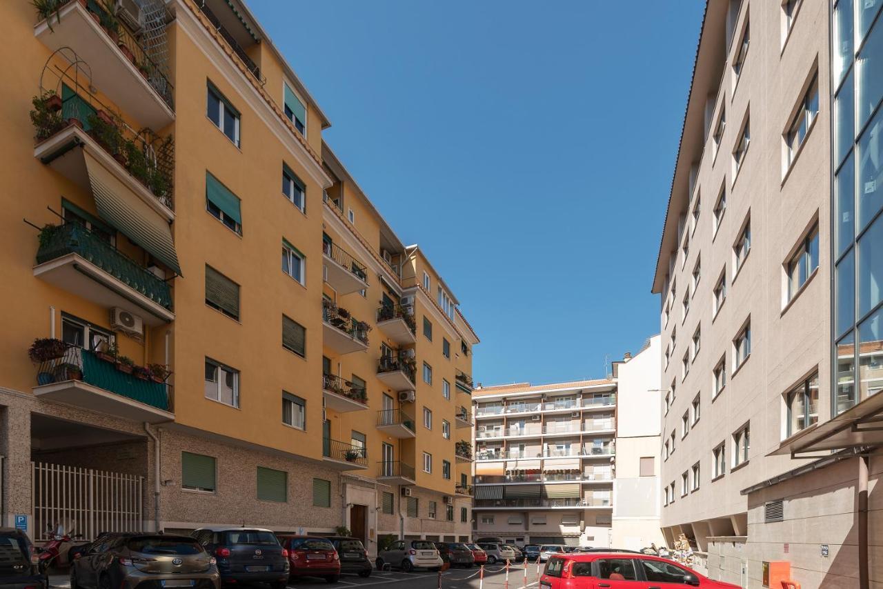 Vaticano & San Pietro Balcony Apartment روما المظهر الخارجي الصورة